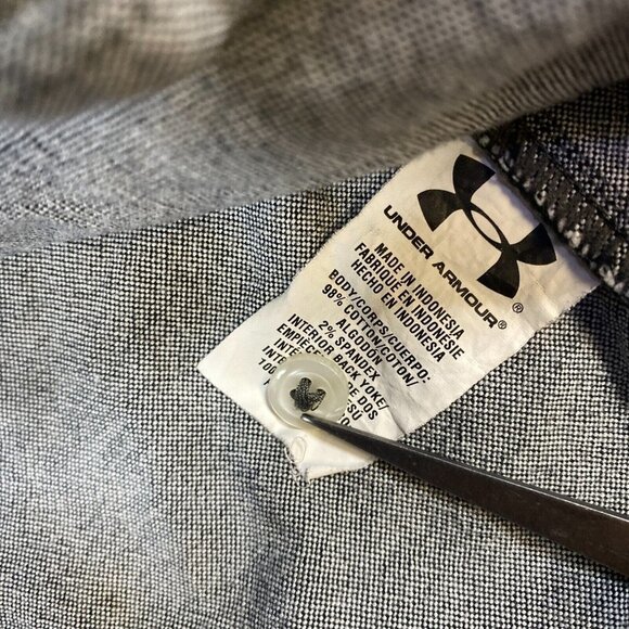 Under Armour Performance Oxford Shirt L Gray Solid Button Down Collar OCBD - Picture 5 of 8